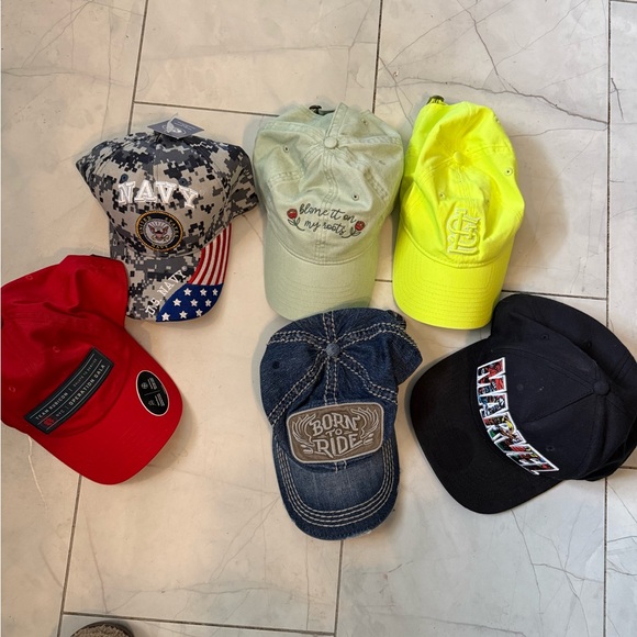 Assorted Baseball Caps Collection - Picture 1 of 1